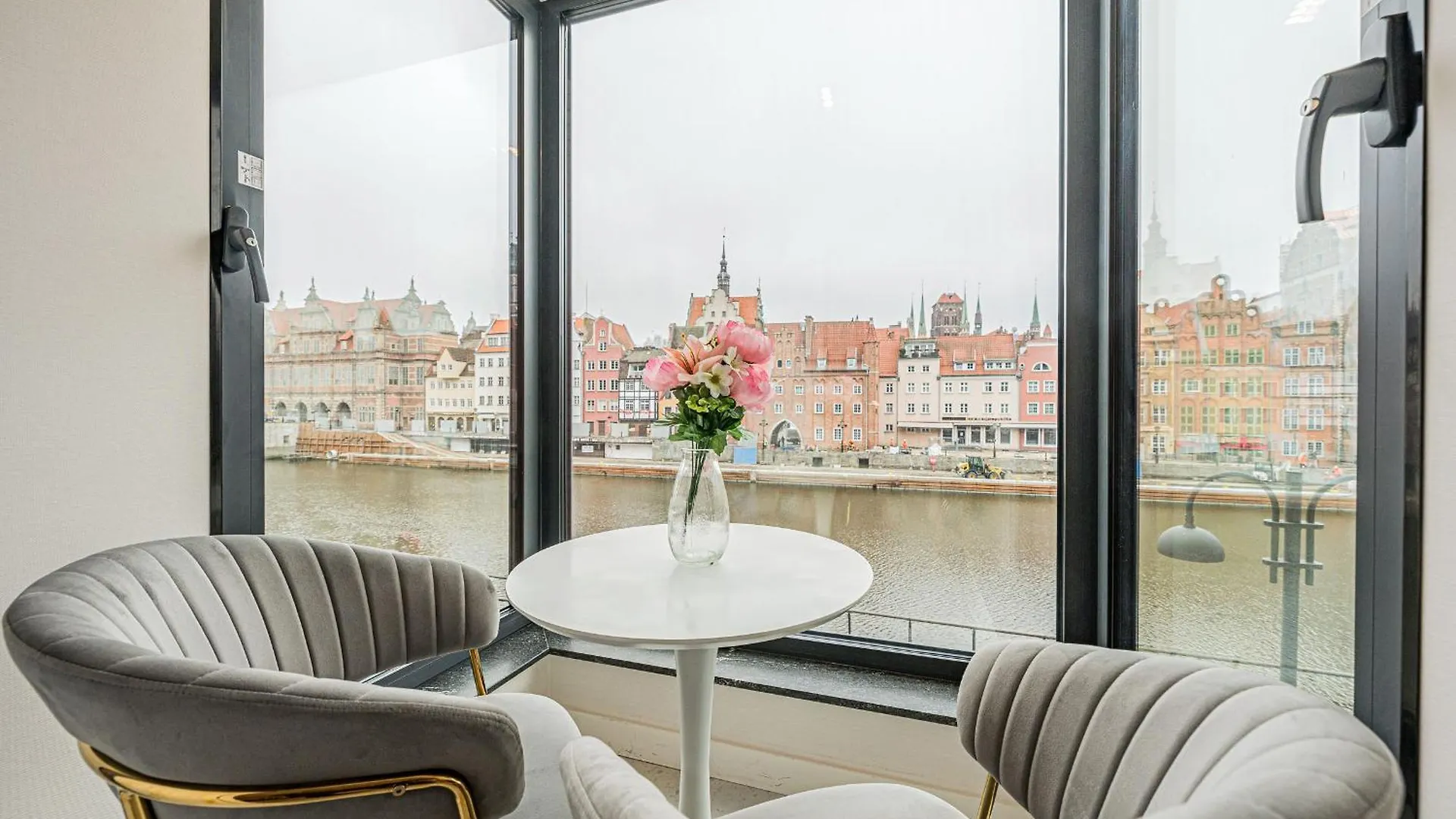 Aparthotel Rent Like Home - Apartament Deo Plaza - Old Town Danzig